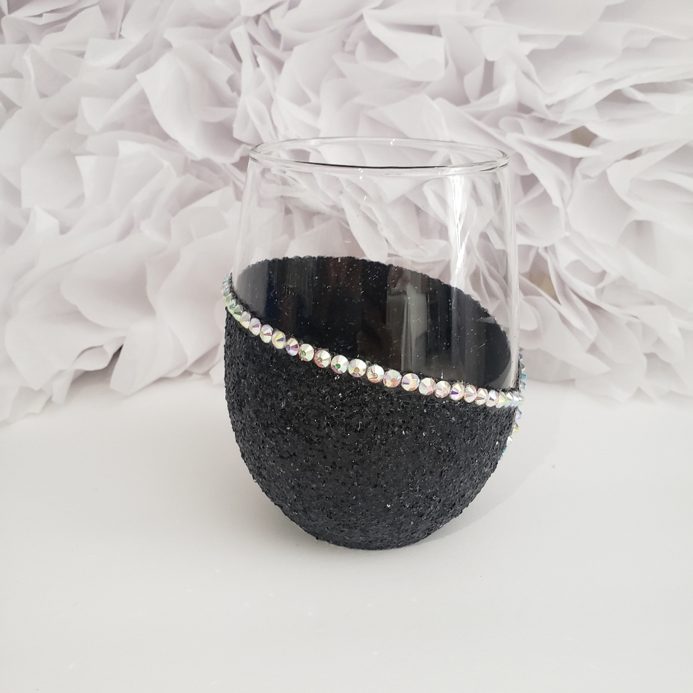 Crystal Rhinestone ๐ฎ Bling Hand Crafted Wine/Water ๐ง Glass - Picture 6 of 6
